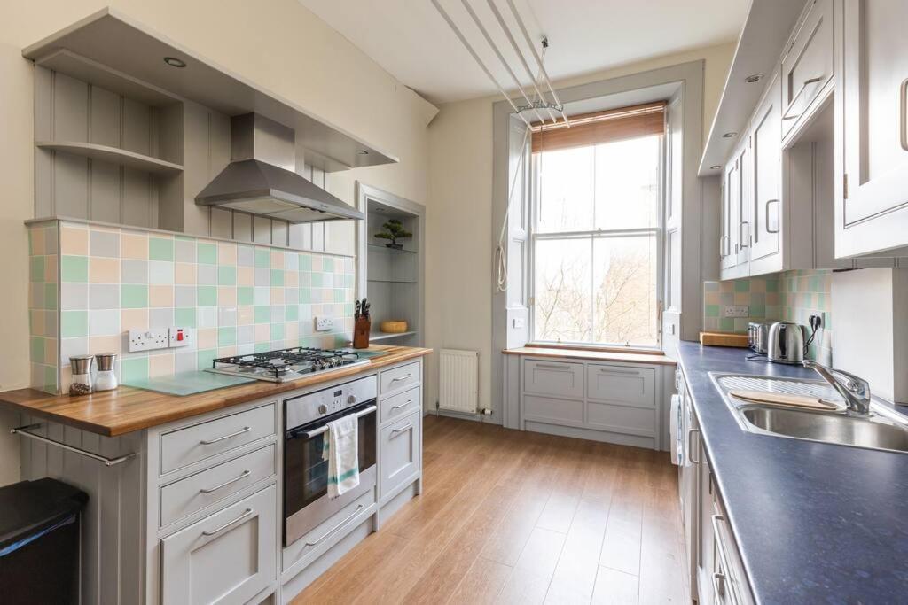 Stunning 3 Bedroom Flat In Bruntsfield Edinburg Exteriör bild