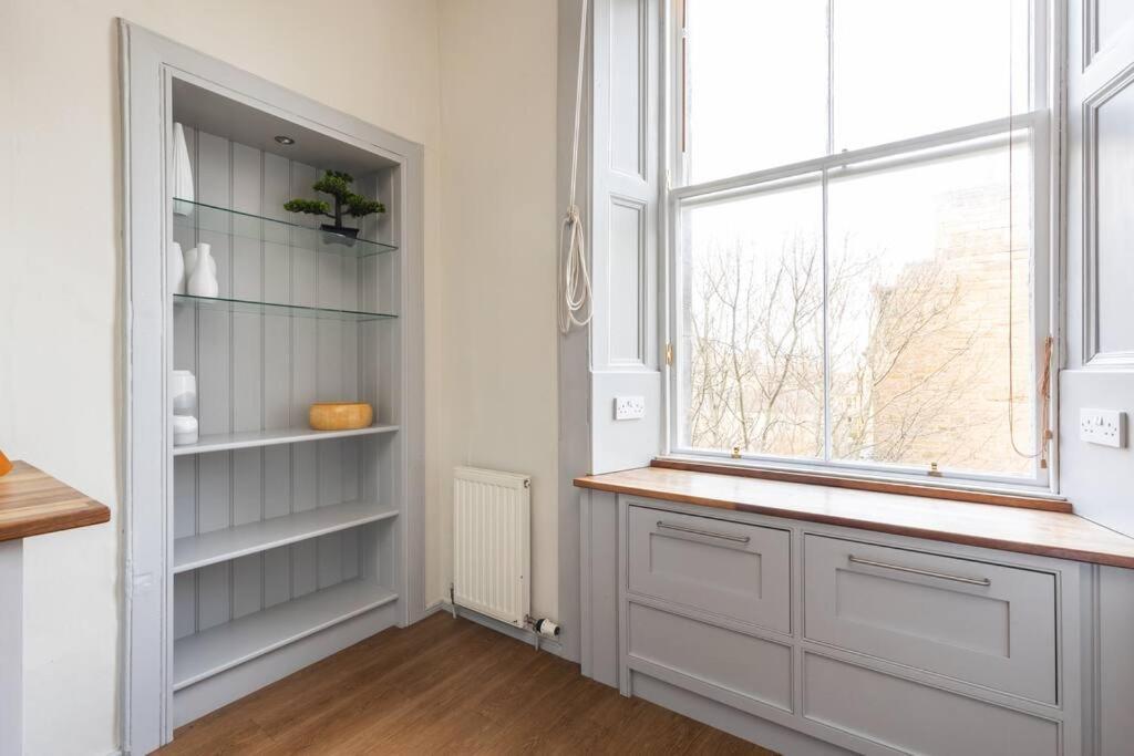 Stunning 3 Bedroom Flat In Bruntsfield Edinburg Exteriör bild